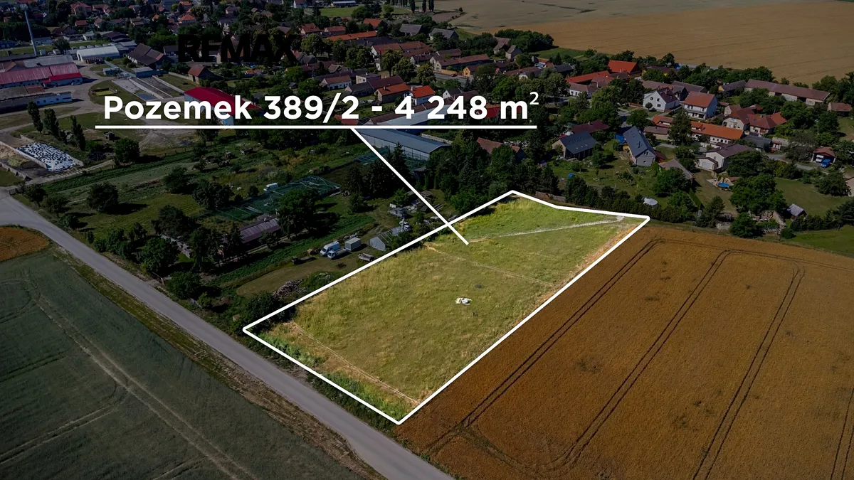 Prodej komerčního pozemku 4248 m²